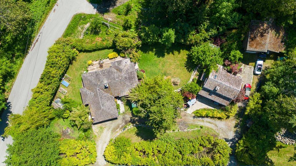 Pender Harbour, BC V0N 2H1,4684 Cochrane RD