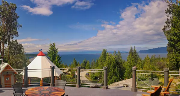 Halfmoon Bay, BC V7Z 1B8,10664 Wood Bay Heights RD