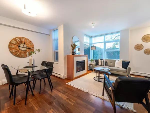 North Vancouver, BC V7M 0B2,1303 Civic Place Mews