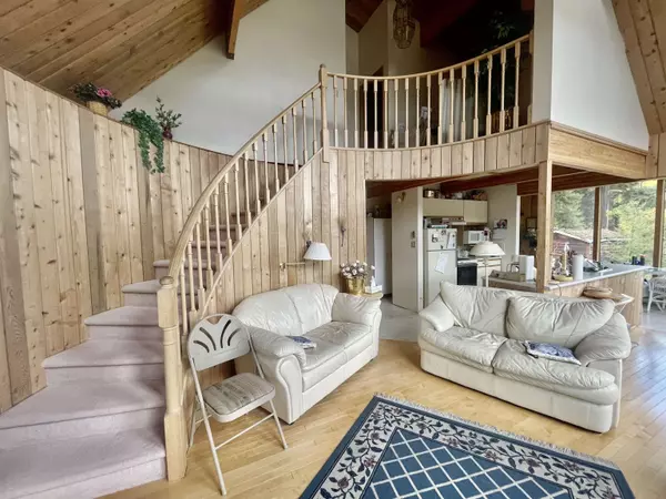 Pemberton, BC V0K 1P0,8200 Gun Lake RD