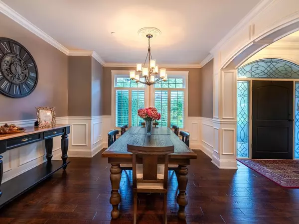 1471 Crystal Creek DR Anmore, BC V3H 0A3