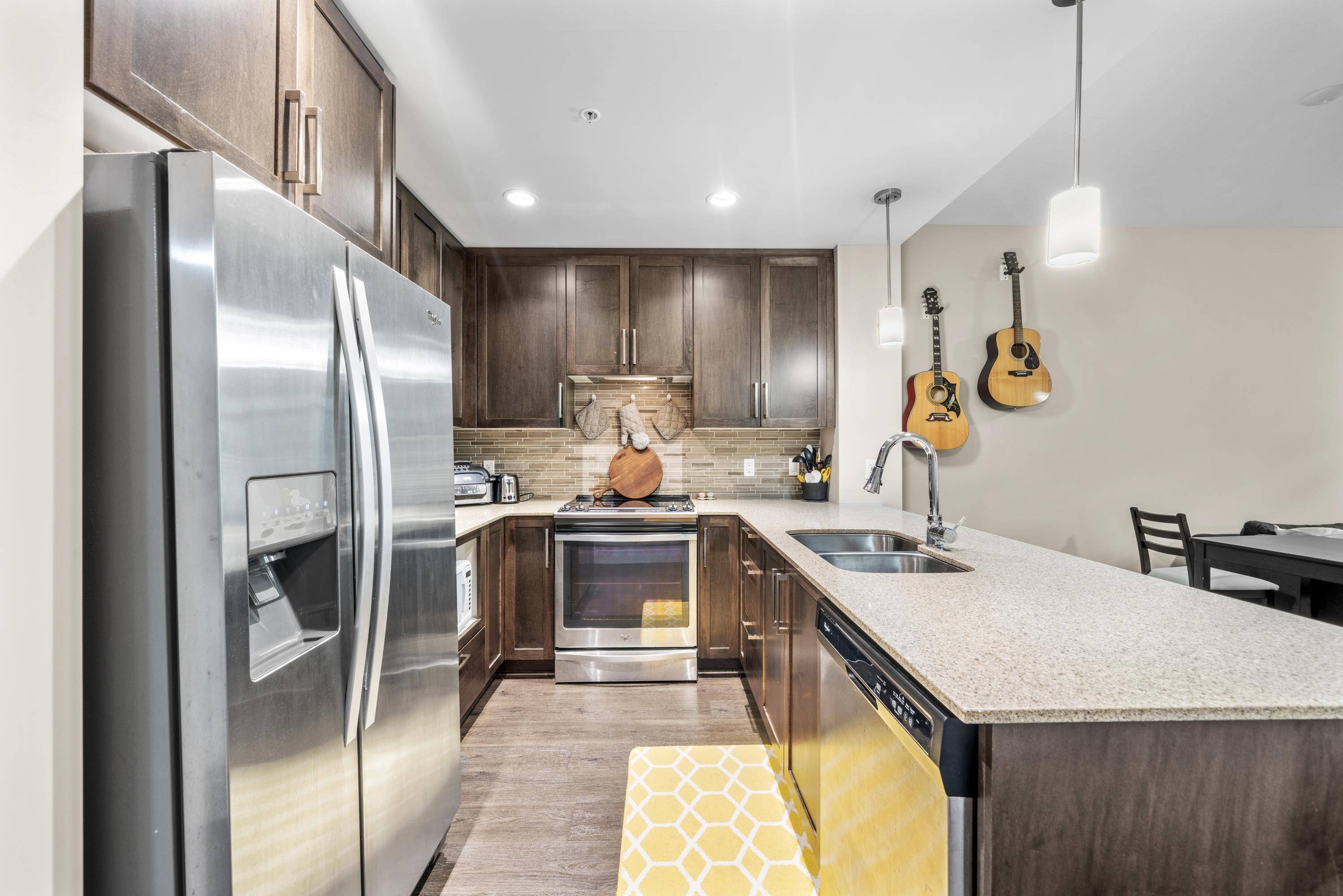 Port Coquitlam, BC V3C 0E6,2465 Wilson AVE #407