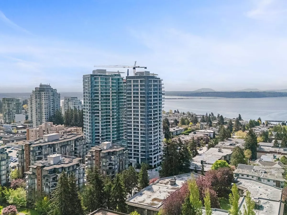 White Rock, BC V4B 0C2,1500 Martin ST #901
