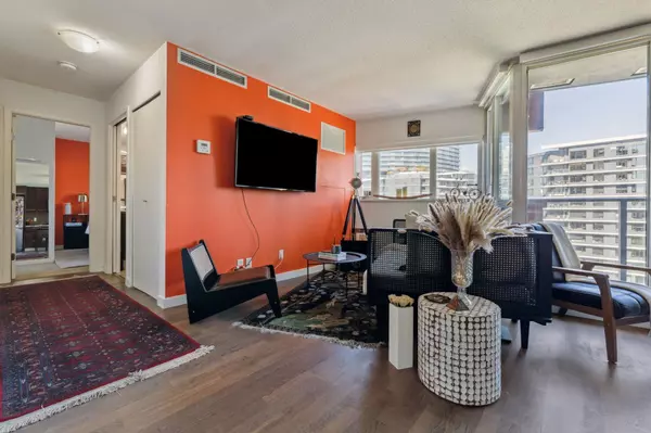 Vancouver, BC V6B 0A7,918 Cooperage WAY #1701