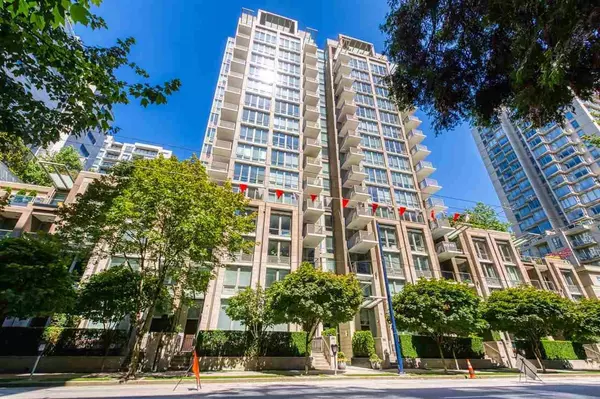 1055 Richards ST #1705, Vancouver, BC V6B 0C2