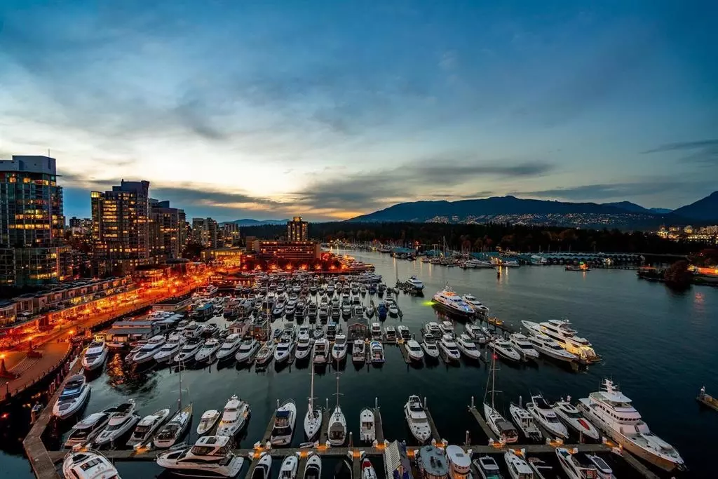 Vancouver, BC V6C 3P8,323 Jervis ST #1304