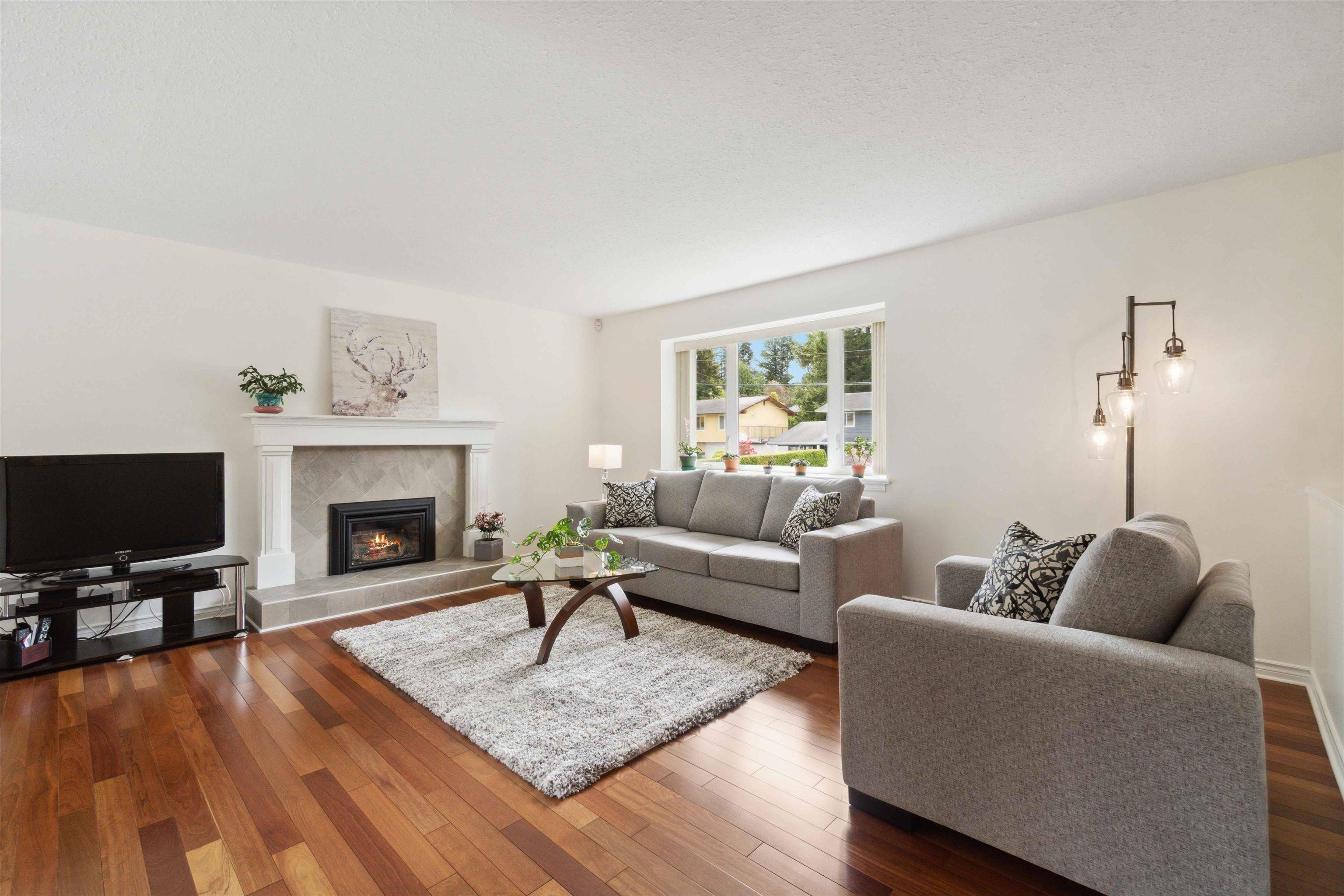 Coquitlam, BC V3J 4V4,899 Spence AVE