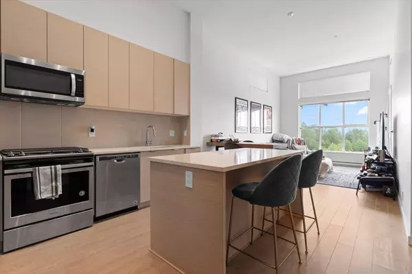 Langley, BC V2Y 4J4,8150 207 ST #C614