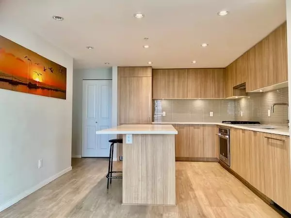 Burnaby, BC V5H 0G8,6638 Dunblane AVE #2903