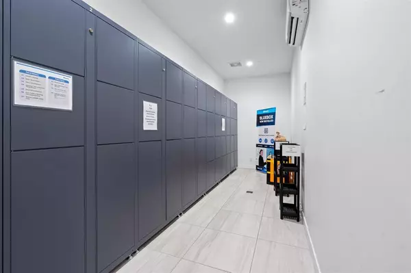 4890 Lougheed HWY #1107 Burnaby, BC V5C 0N2