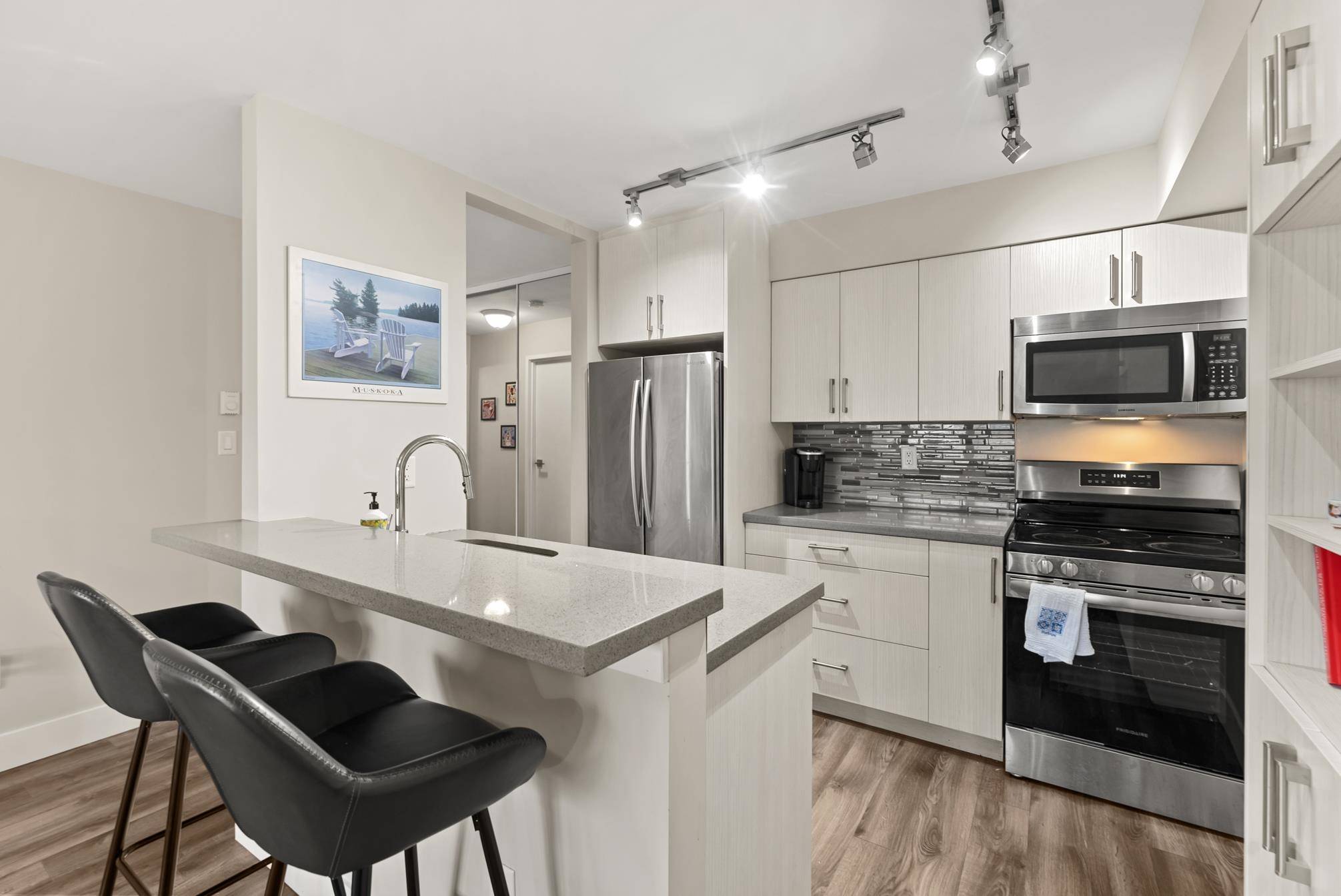 Vancouver, BC V5T 4N7,1040 E Broadway #304