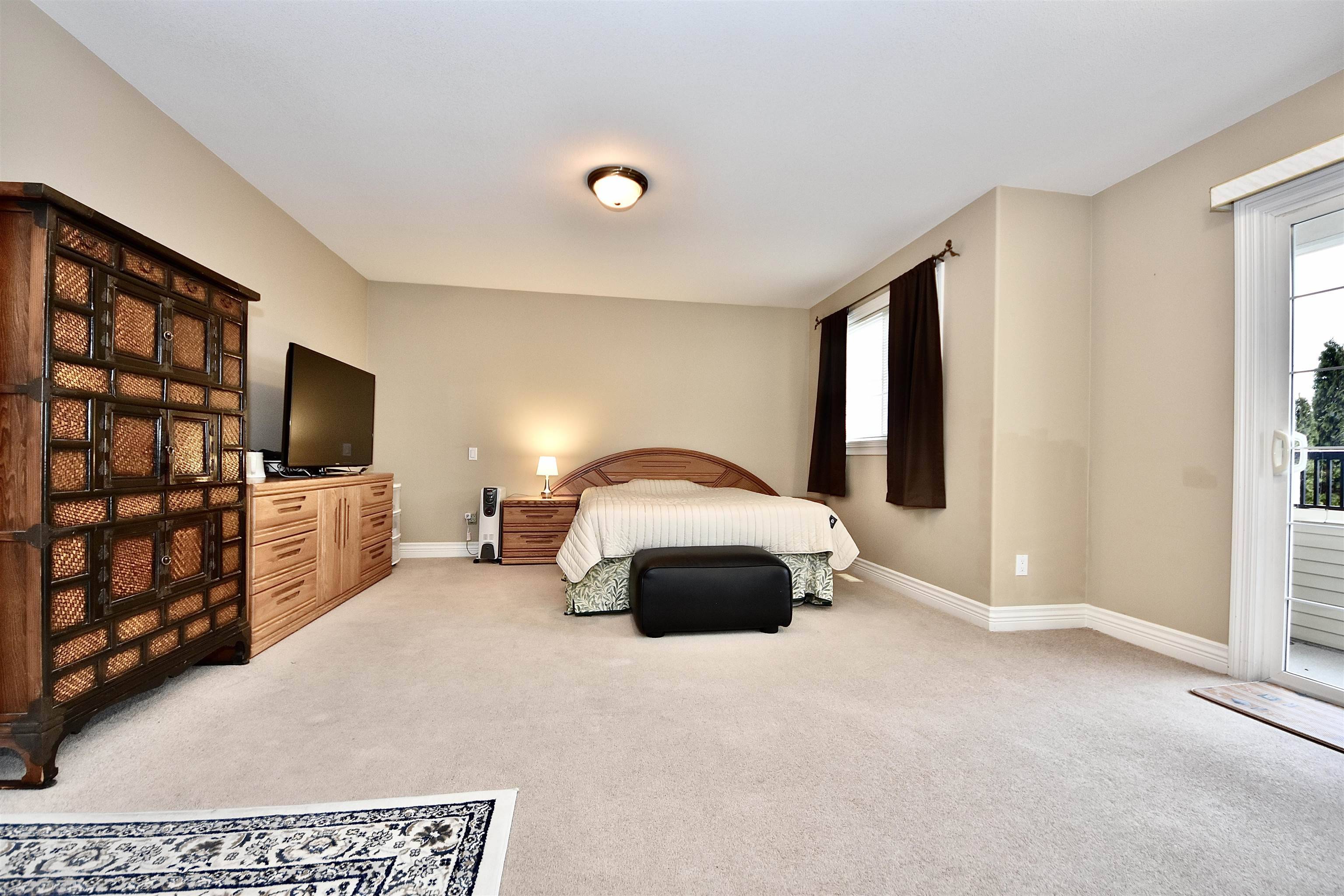 3035 Maplewood CT Coquitlam, BC V3E 3P3