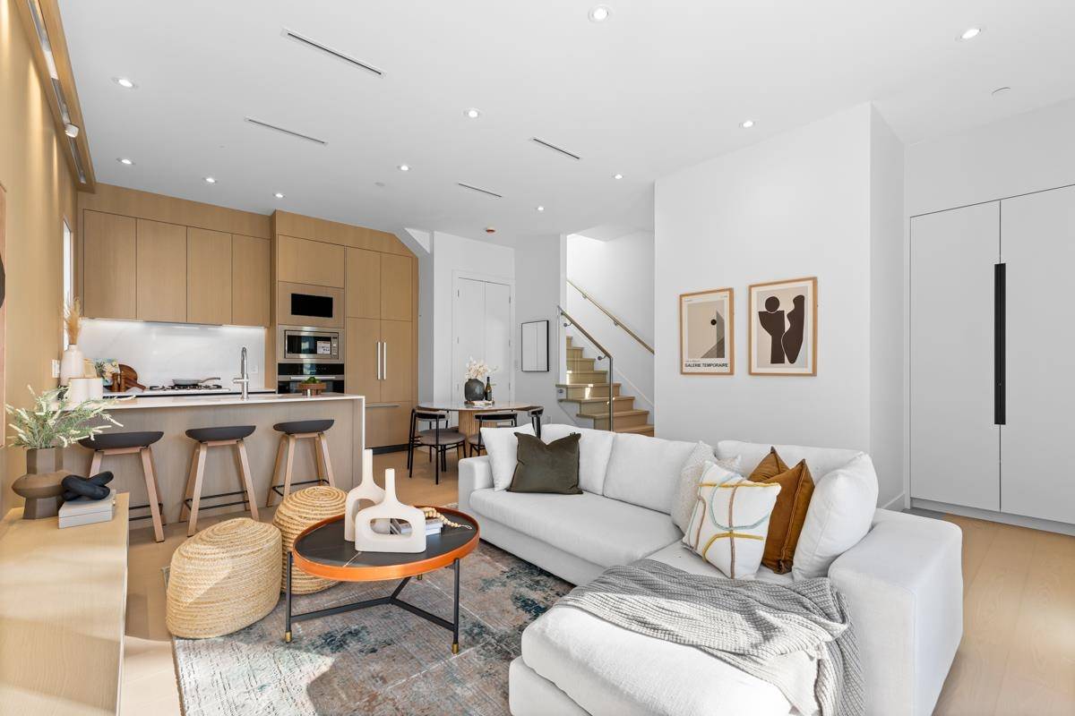 1315 W 64th AVE #1, Vancouver, BC V6P 2M9