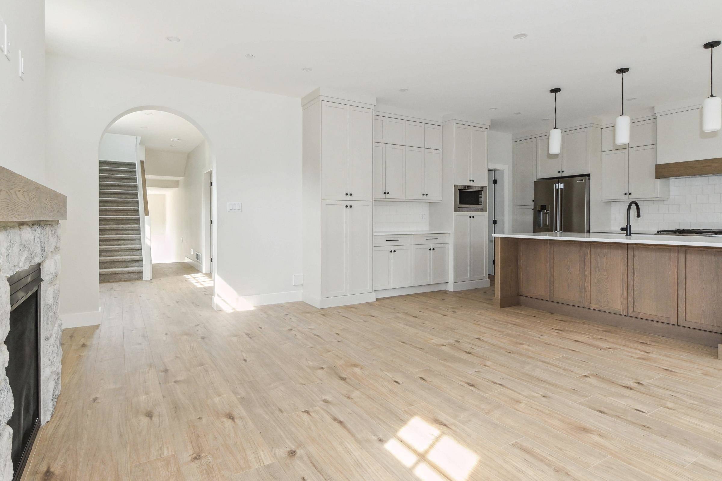 Pitt Meadows, BC V3Y 1L5,19564 Hammond RD