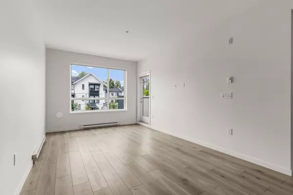 Langley, BC V2Y 1X6,7936 206 ST #213