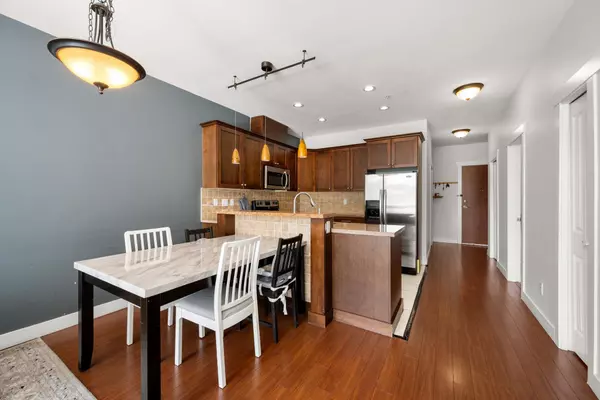 Surrey, BC V3T 0E1,14333 104 AVE #303