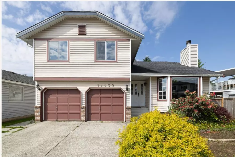 19625 Park RD, Pitt Meadows, BC V3Y 1B3