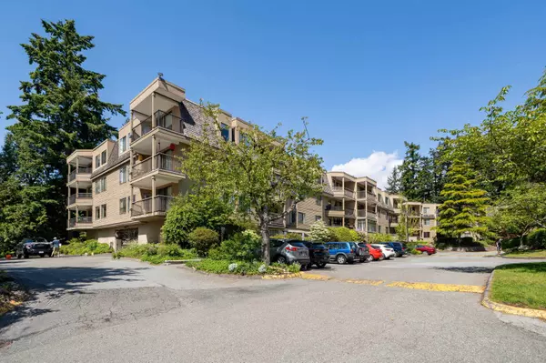 1760 Southmere CRES #108, Surrey, BC V4A 6E5