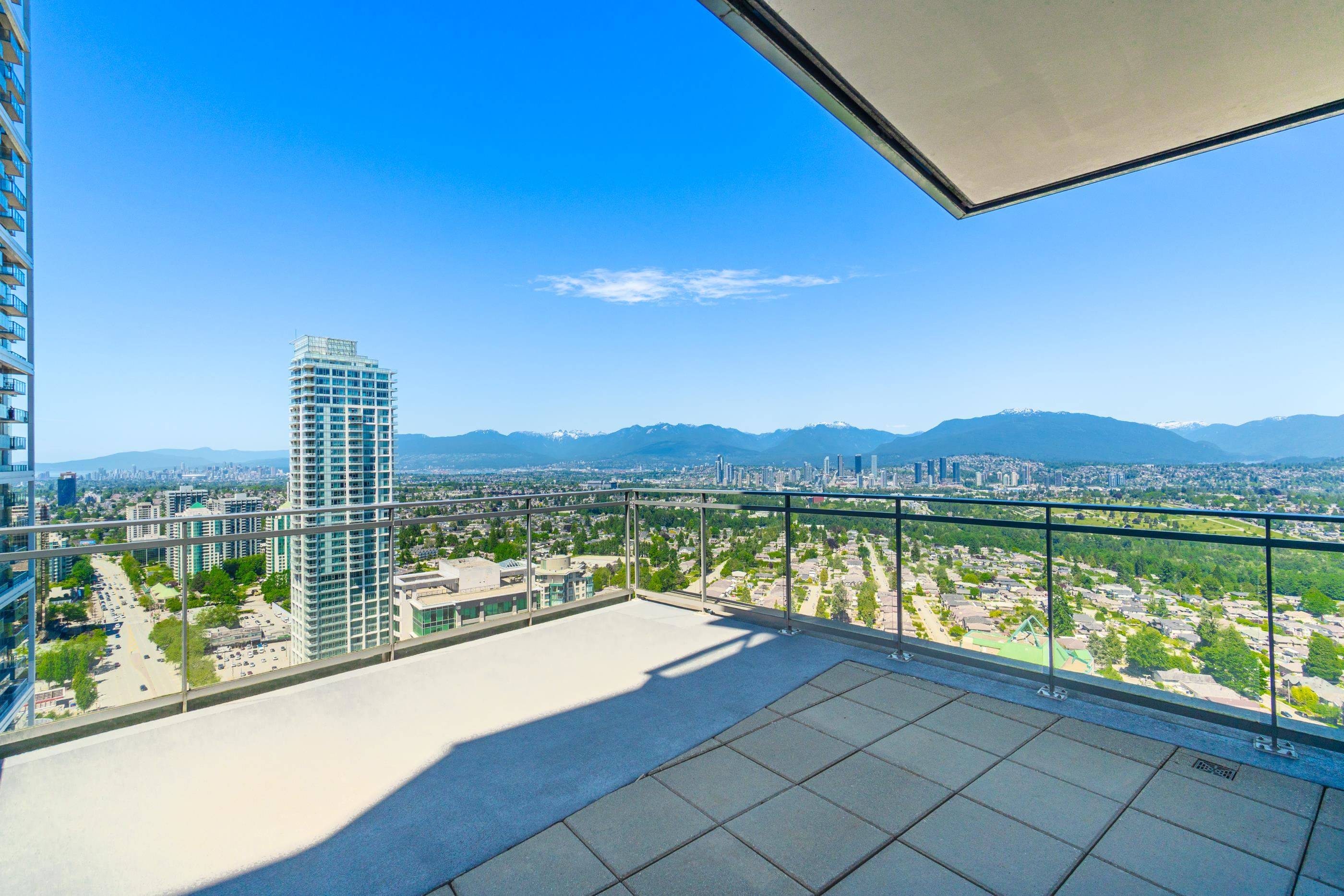 Burnaby, BC V5H 0E9,4688 Kingsway #3802