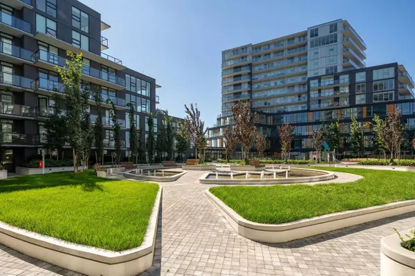 Richmond, BC V6Y 0M4,6655 Buswell ST #711