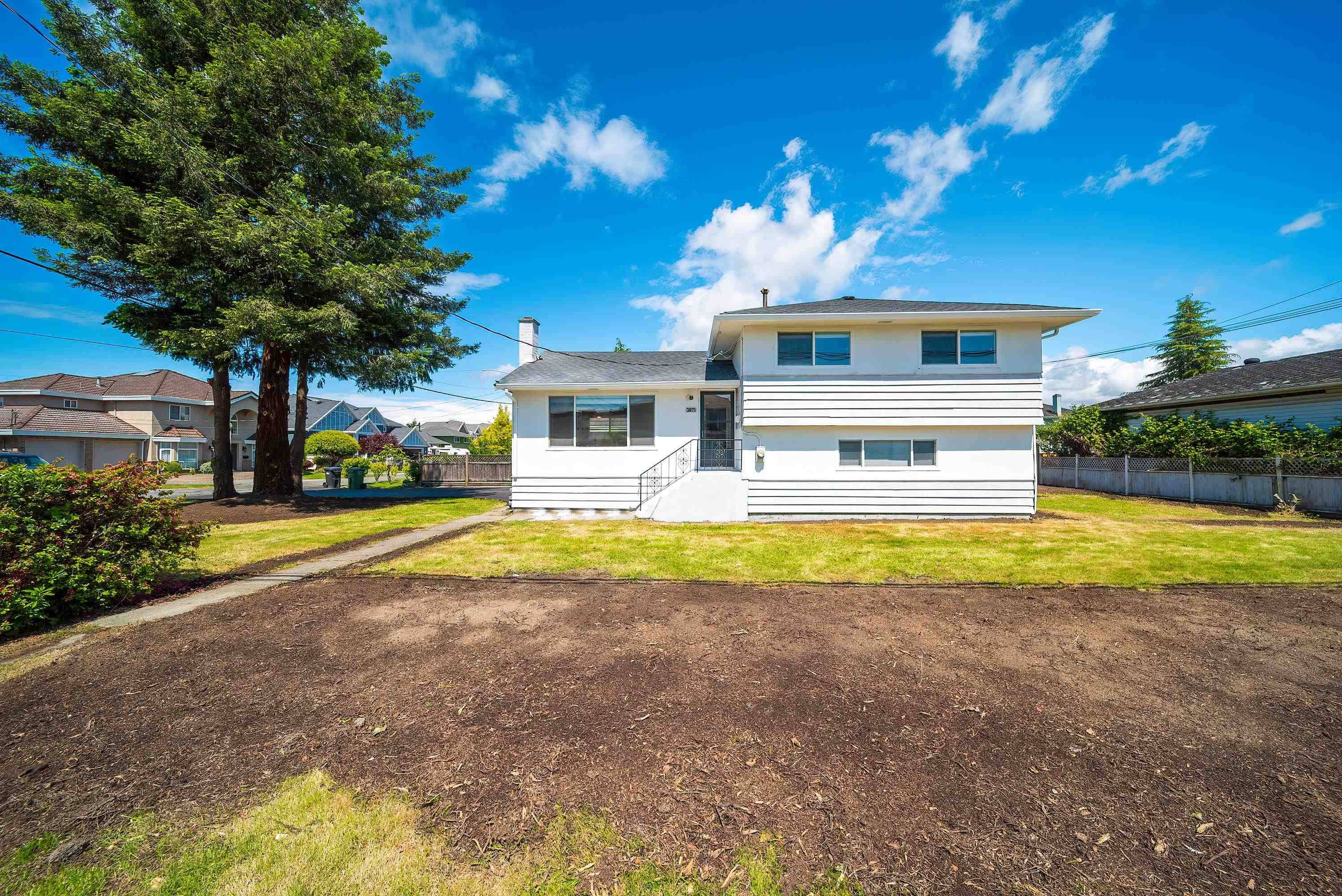 3871 Youngmore RD, Richmond, BC V7C 1R5