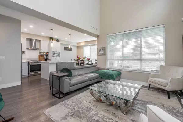 1816 Osprey DR #203 Tsawwassen, BC V4M 0B8