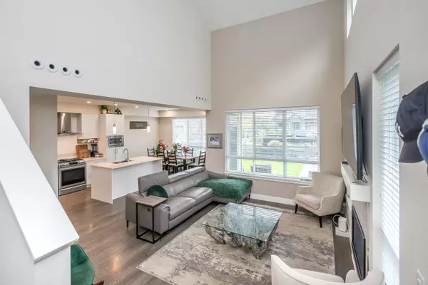 Tsawwassen, BC V4M 0B8,1816 Osprey DR #203