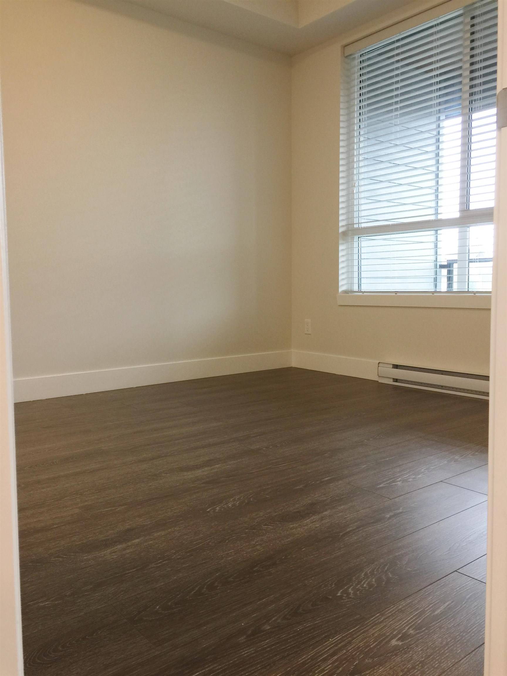 Surrey, BC V3R 0G2,15351 101 AVE #418