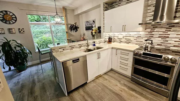 Surrey, BC V3V 2V7,11860 River RD #23