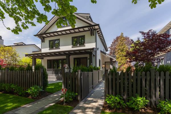231 W 15th AVE, Vancouver, BC V5Y 1Y1