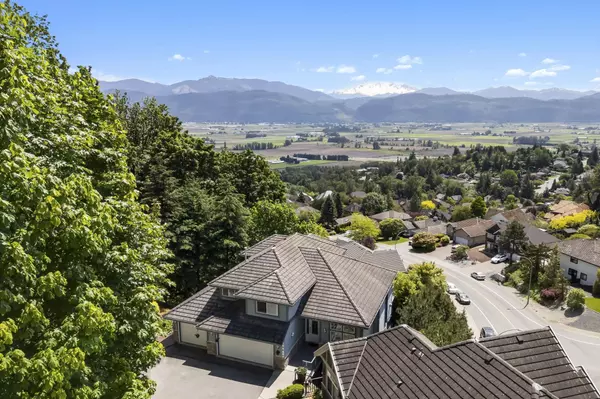 Abbotsford, BC V3G 2W2,35819 Regal Pkwy