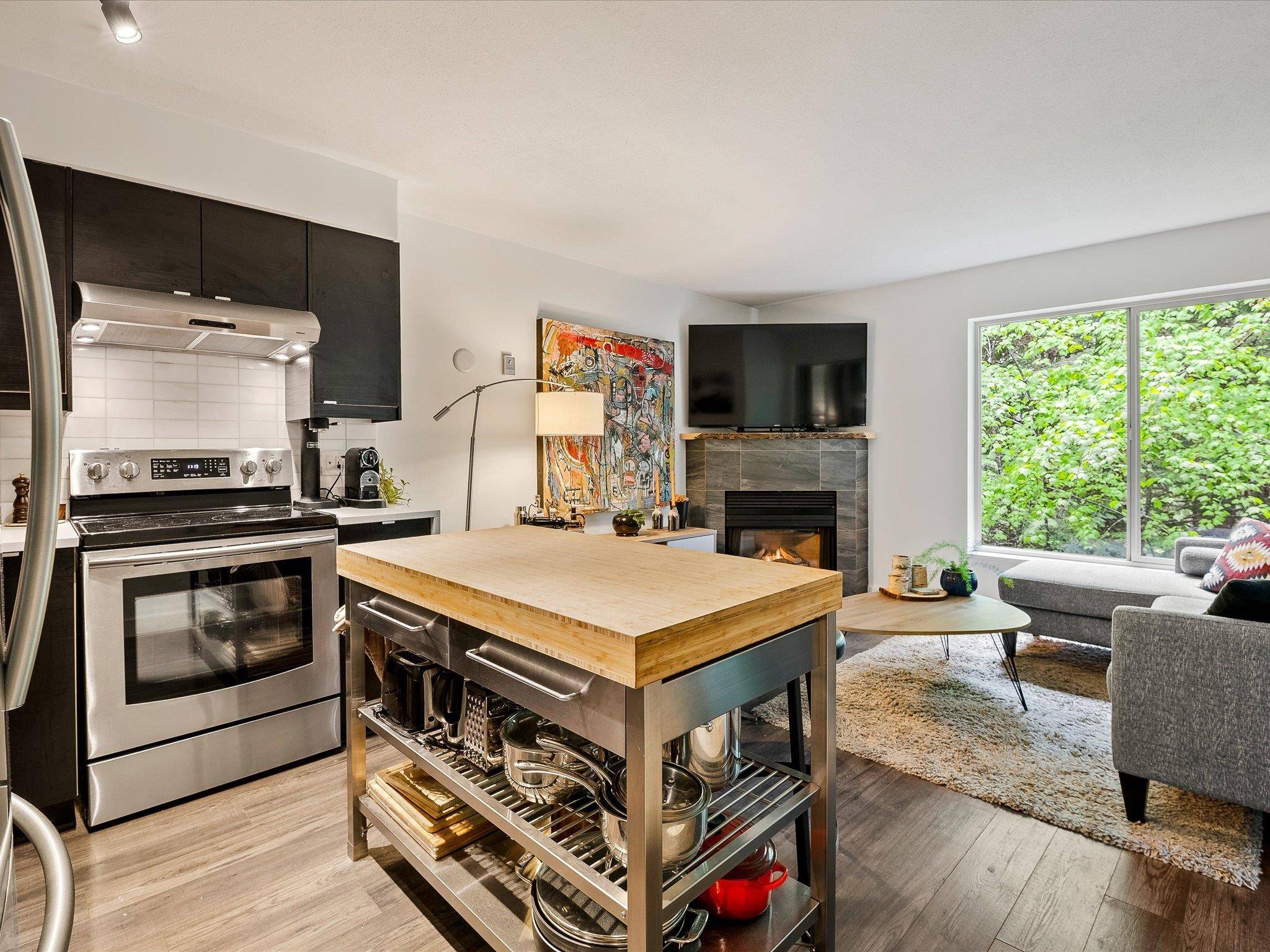 3070 Hillcrest DR #111 Whistler, BC V8E 0V1