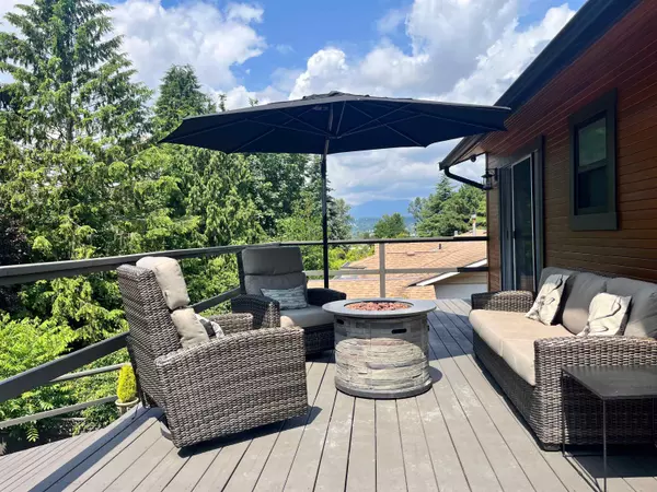 Surrey, BC V3R 2Y8,11285 133a ST