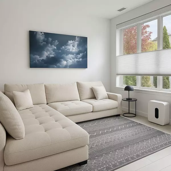 North Vancouver, BC V7P 0E1,2060 Curling RD #102