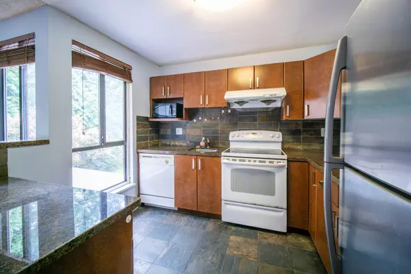 Burnaby, BC V3J 7K1,9149 Saturna DR #103