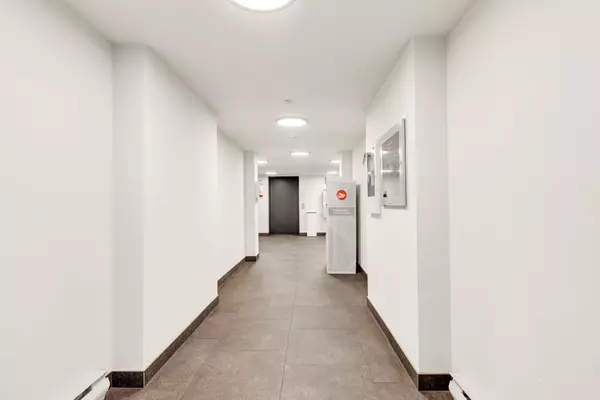 Surrey, BC V3T 5E4,9977 138 ST #19