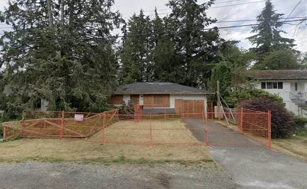 15262 17a AVE, Surrey, BC V4A 1V3