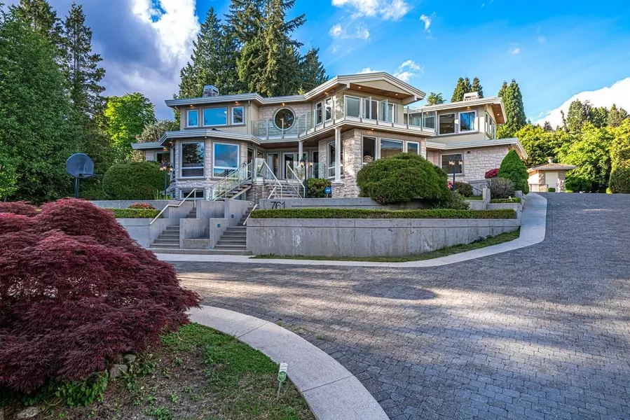 761 Eyremount DR, West Vancouver, BC V7S 2A3