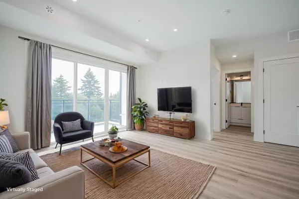 6285 King George BLVD #306, Surrey, BC V3X 0L3