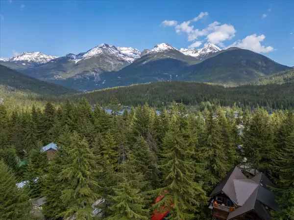 Whistler, BC V8E 0G5,9389 Emerald DR