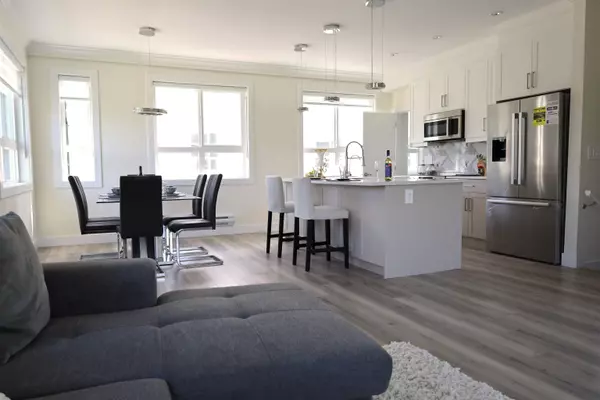 Surrey, BC V3W 3N8,8181 135a ST #13
