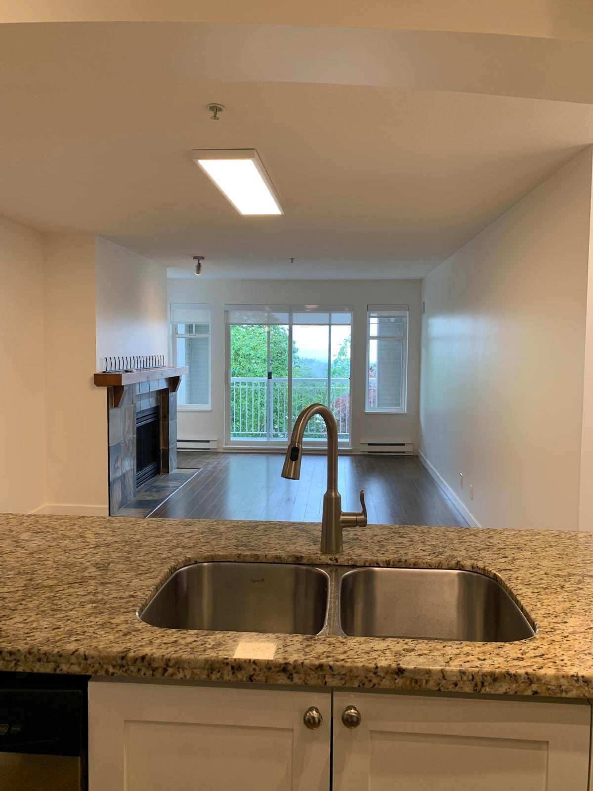 Coquitlam, BC V3E 3J6,1432 Parkway BLVD #202