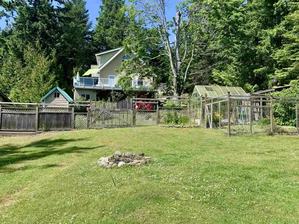 Mayne Island, BC V0N 2J2,273 Leighton LN