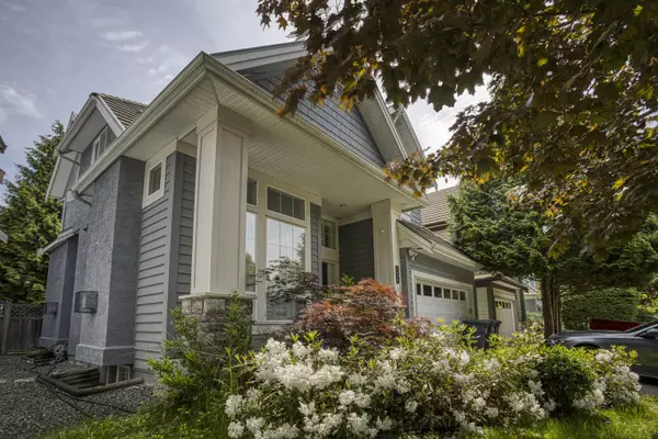 Surrey, BC V3Z 2L3,3428 Rosemary Heights DR