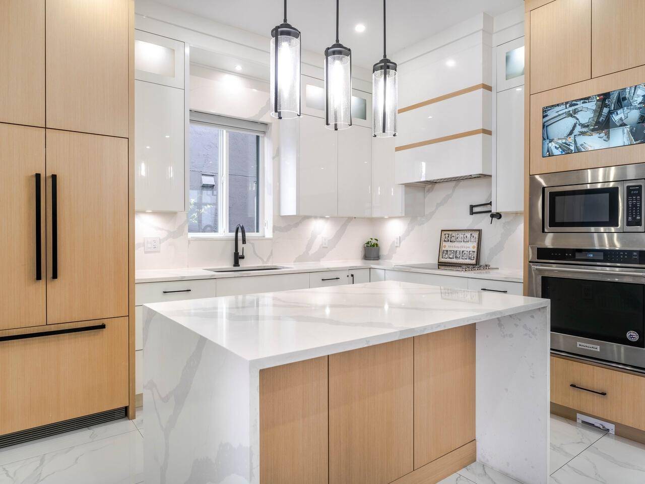 6358 Windsor ST Vancouver, BC V5W 3J5