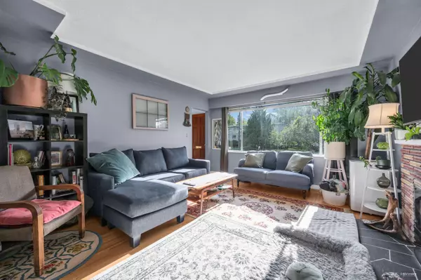 Vancouver, BC V5R 3H2,5882 Berkeley ST