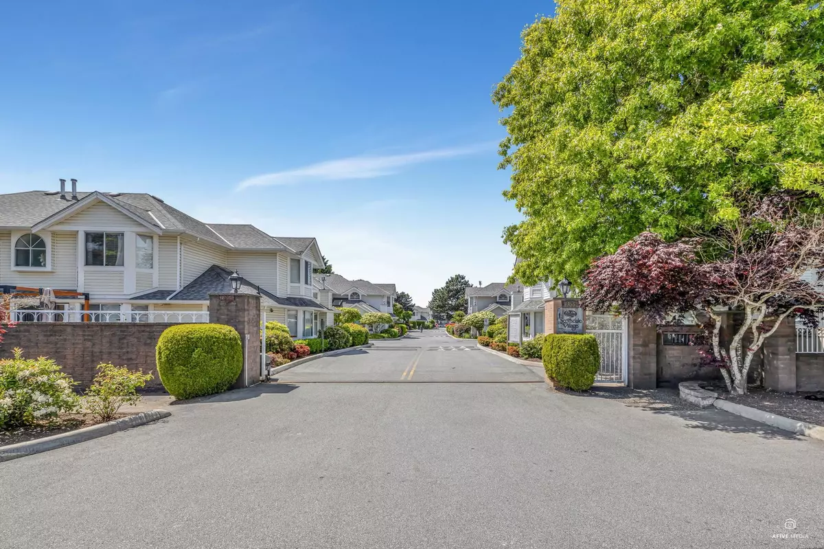 Surrey, BC V3W 4T4,7955 122 ST #98
