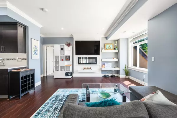 Surrey, BC V3S 1R8,14885 60 AVE #308