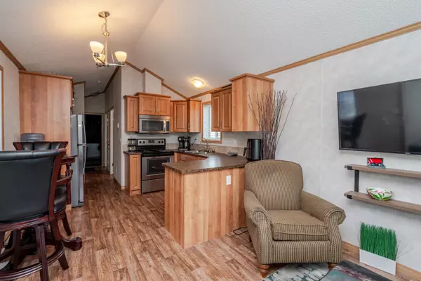 Langley, BC V2Z 1N2,24330 Fraser HWY #9