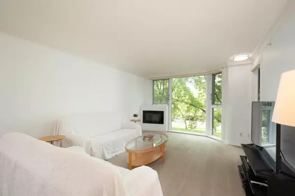 Vancouver, BC V6Z 1X3,1488 Hornby ST #203